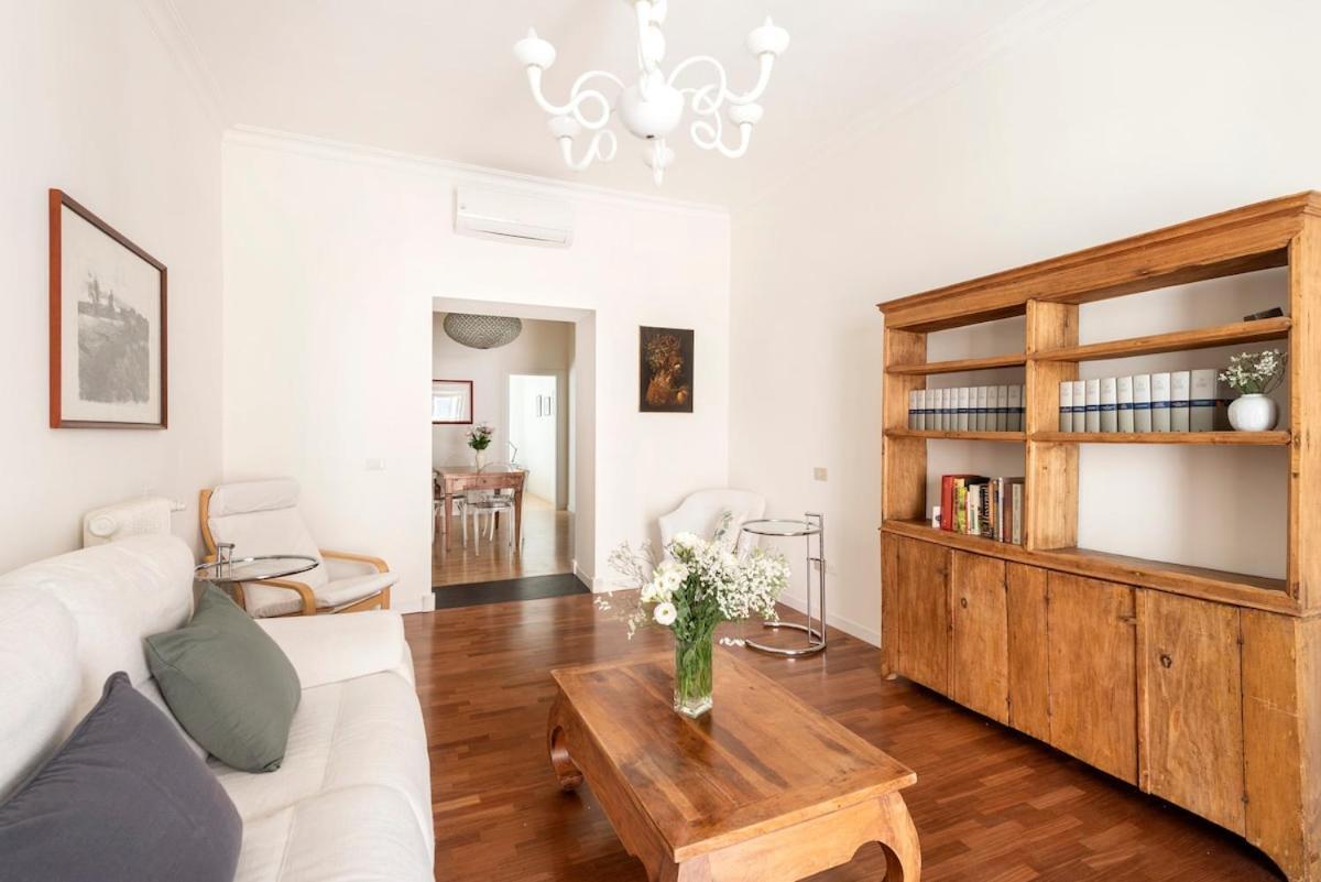 Trastevere Penthouse Apartment
